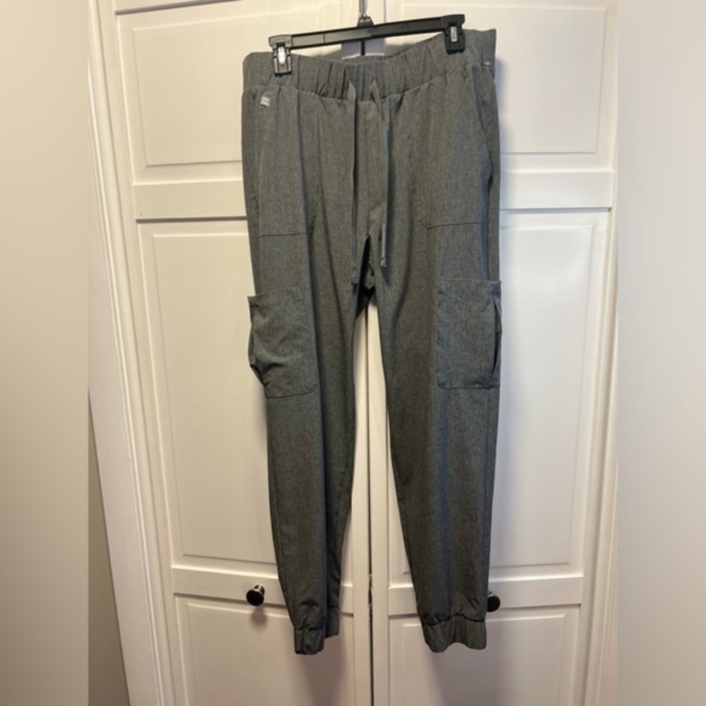 Hanes Comfort Fit Gray Jogger Scrub Pants Size Women’s Large